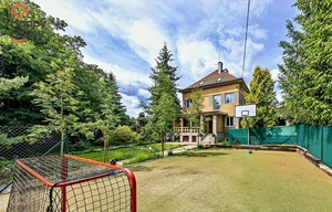 Family house for sale, 250m<sup>2</sup>, 1400m<sup>2</sup> of land