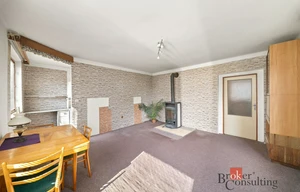 Family house for sale, 88m<sup>2</sup>, 676m<sup>2</sup> of land