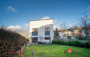 Family house for rent, 160m<sup>2</sup>, 219m<sup>2</sup> of land