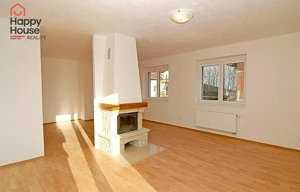 Family house for rent, 200m<sup>2</sup>, 644m<sup>2</sup> of land