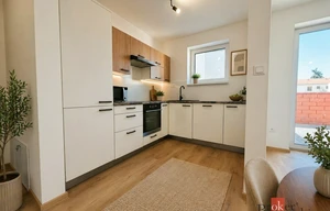 Apartment for rent, 3+kk - 2 bedrooms, 99m<sup>2</sup>
