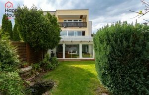 Family house for sale, 250m<sup>2</sup>, 625m<sup>2</sup> of land