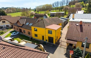 Family house for sale, 643m<sup>2</sup>, 1746m<sup>2</sup> of land