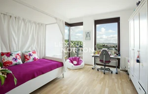 Apartment for rent, 4+kk - 3 bedrooms, 121m<sup>2</sup>