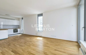 Apartment for rent, 4+kk - 3 bedrooms, 107m<sup>2</sup>