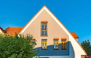 Family house for rent, 250m<sup>2</sup>, 606m<sup>2</sup> of land