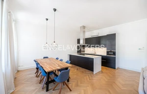 Apartment for rent, 5+kk - 4 bedrooms, 172m<sup>2</sup>