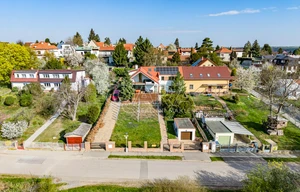 Villa for rent, 393m<sup>2</sup>, 775m<sup>2</sup> of land