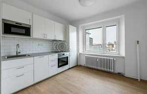Apartment for rent, 2+1 - 1 bedroom, 84m<sup>2</sup>
