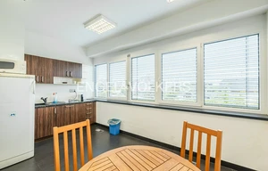 Office for rent, 254m<sup>2</sup>
