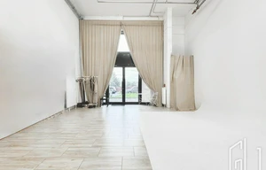 Retail space for rent, 76m<sup>2</sup>
