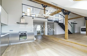 Apartment for rent, 4+kk - 3 bedrooms, 192m<sup>2</sup>