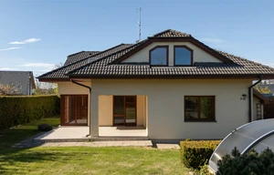 Family house for sale, 270m<sup>2</sup>, 654m<sup>2</sup> of land