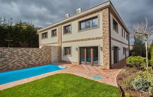 Family house for rent, 184m<sup>2</sup>, 432m<sup>2</sup> of land