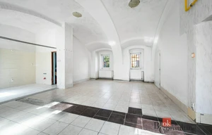 Apartment for rent, 5+1 - 4 bedrooms, 240m<sup>2</sup>