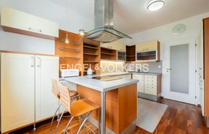Apartment for rent, 4+kk - 3 bedrooms, 104m<sup>2</sup>