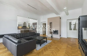 Apartment for rent, 4+kk - 3 bedrooms, 144m<sup>2</sup>