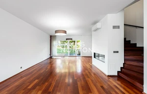Family house for rent, 280m<sup>2</sup>, 350m<sup>2</sup> of land