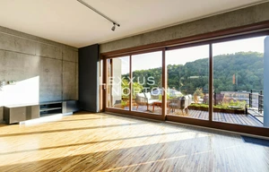 Apartment for rent, 5 bedrooms +, 300m<sup>2</sup>