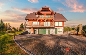 Family house for sale, 428m<sup>2</sup>, 2953m<sup>2</sup> of land