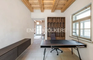 Apartment for rent, 4+1 - 3 bedrooms, 138m<sup>2</sup>