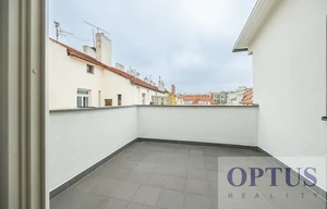 Apartment for rent, 5 bedrooms +, 218m<sup>2</sup>