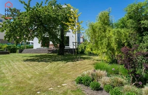 Family house for rent, 325m<sup>2</sup>, 627m<sup>2</sup> of land