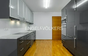 Apartment for rent, 3+kk - 2 bedrooms, 115m<sup>2</sup>