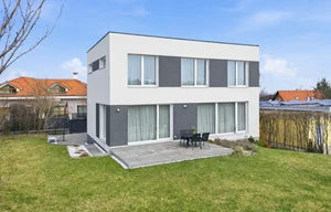 Family house for sale, 242m<sup>2</sup>, 783m<sup>2</sup> of land