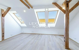Apartment for sale, 5+1 - 4 bedrooms, 240m<sup>2</sup>