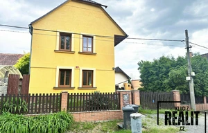Family house for sale, 170m<sup>2</sup>, 570m<sup>2</sup> of land