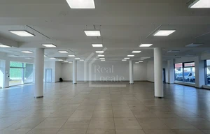 Retail space for rent, 481m<sup>2</sup>