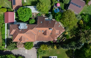 Multigenerational home for sale, 740m<sup>2</sup>, 1350m<sup>2</sup> of land