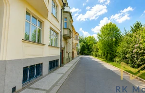 Apartment for rent, 5+1 - 4 bedrooms, 240m<sup>2</sup>