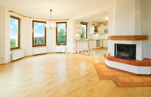 Villa for rent, 300m<sup>2</sup>, 840m<sup>2</sup> of land