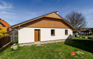 Family house for sale, 136m<sup>2</sup>, 274m<sup>2</sup> of land