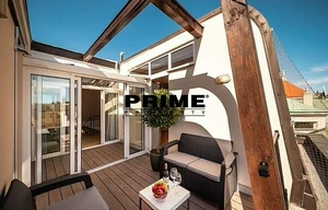 Apartment for rent, 5+kk - 4 bedrooms, 250m<sup>2</sup>
