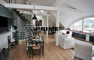 Apartment for rent, 5+kk - 4 bedrooms, 250m<sup>2</sup>