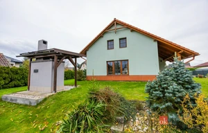 Family house for sale, 191m<sup>2</sup>, 1097m<sup>2</sup> of land