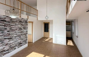 Apartment for rent, 4+kk - 3 bedrooms, 92m<sup>2</sup>