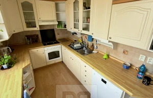Apartment for rent, 3+kk - 2 bedrooms, 90m<sup>2</sup>