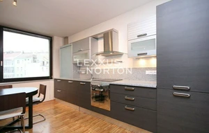 Apartment for rent, 4+kk - 3 bedrooms, 91m<sup>2</sup>