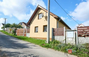 Family house for sale, 220m<sup>2</sup>, 402m<sup>2</sup> of land
