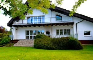 Villa for rent, 350m<sup>2</sup>, 711m<sup>2</sup> of land