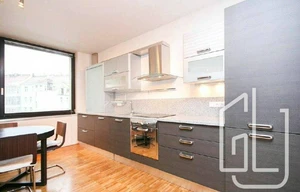 Apartment for rent, 4+kk - 3 bedrooms, 98m<sup>2</sup>