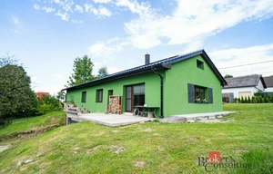 Family house for sale, 209m<sup>2</sup>, 2484m<sup>2</sup> of land