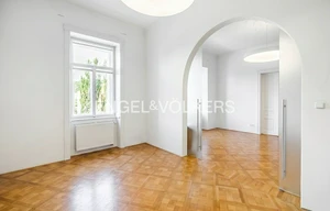 Apartment for rent, 4+1 - 3 bedrooms, 140m<sup>2</sup>