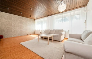 Family house for rent, 250m<sup>2</sup>, 290m<sup>2</sup> of land
