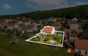 Family house for sale, 110m<sup>2</sup>, 660m<sup>2</sup> of land