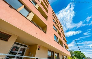 Apartment for rent, 4+kk - 3 bedrooms, 140m<sup>2</sup>